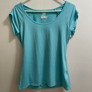 Columbia woman’s XS shirt
